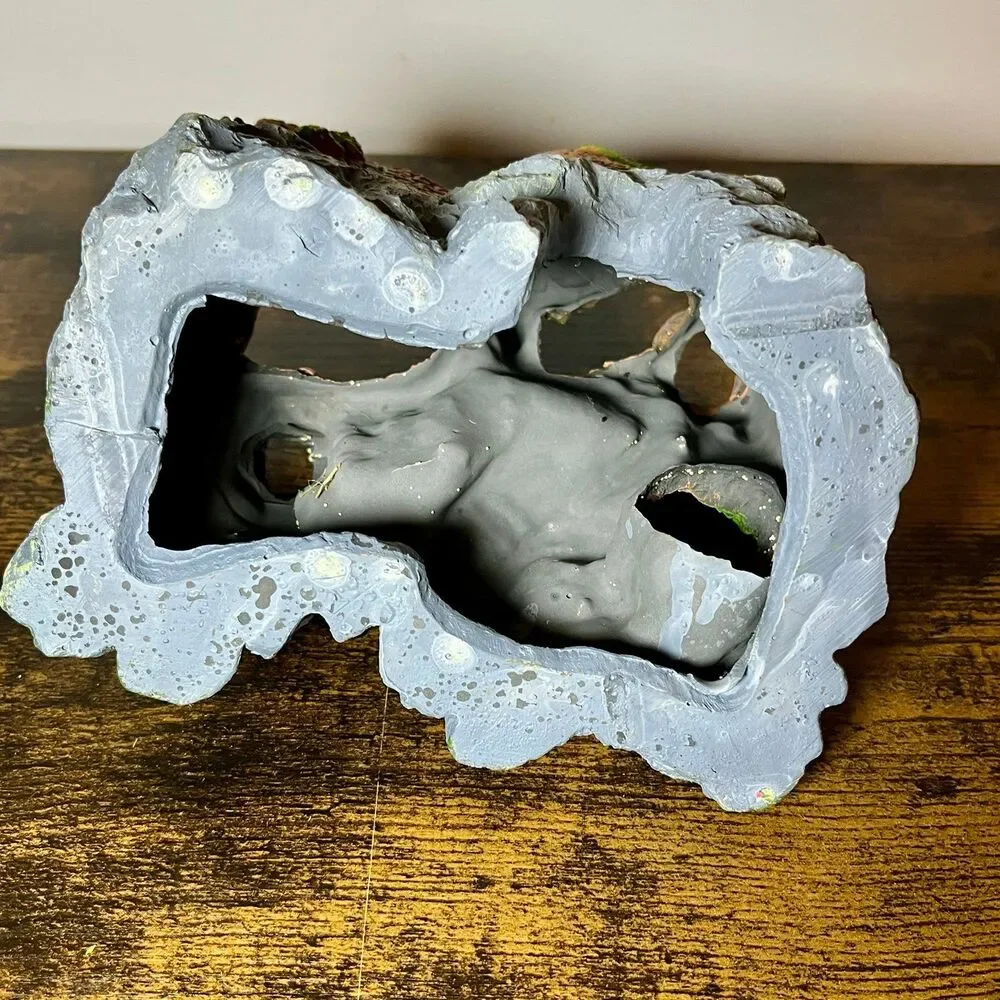 Large Aquarium Castle Ornament Fish Reptile Tank Hide Cave Resin Decor